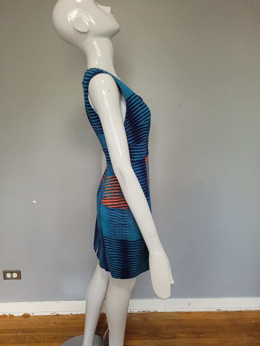 Anthropologie Plenty By Tracy Reese Striped V-Neck Mini Sheath Dress, Sz 8 - Picture 3 of 8